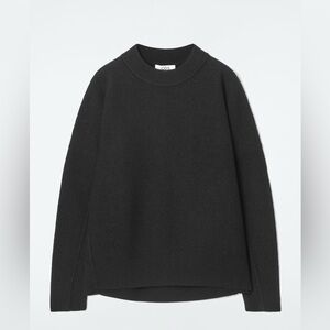 COS OVERSIZED BOILED MERINO WOOL SWEATER